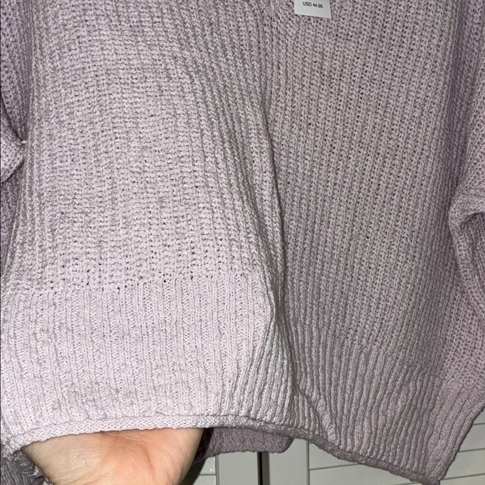 American Eagle Outfitters Lilac V-Neck Sweater NWT - Picture 5 of 5